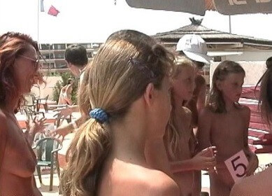 Jr Miss Pageant France - In naturism, people are equal regardless of circumstances