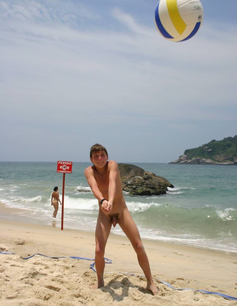 Brazilian val-ball goddess - Naturism and society