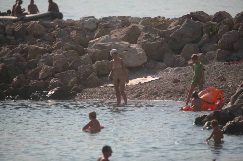 FKK cove pyramid in waters - Nature fills the naked body with energy and inspiration