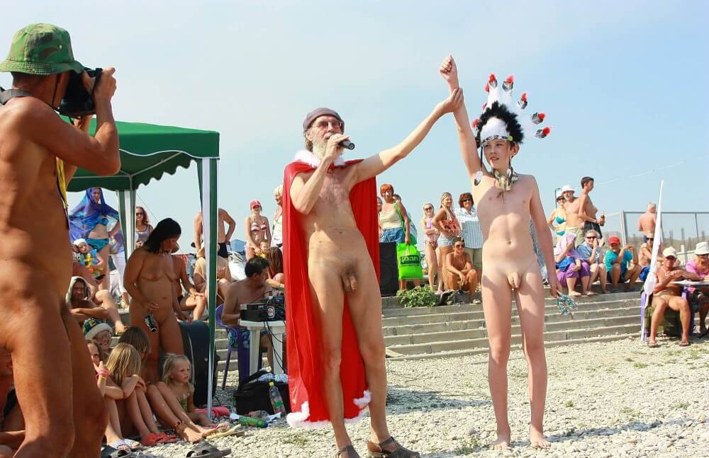 Native Headdress Dance pics - Nudism helps you get rid of insecurities and clothes