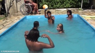 Oceanic Backyard Noon # 1 Full HD - Only nudism and nothing else