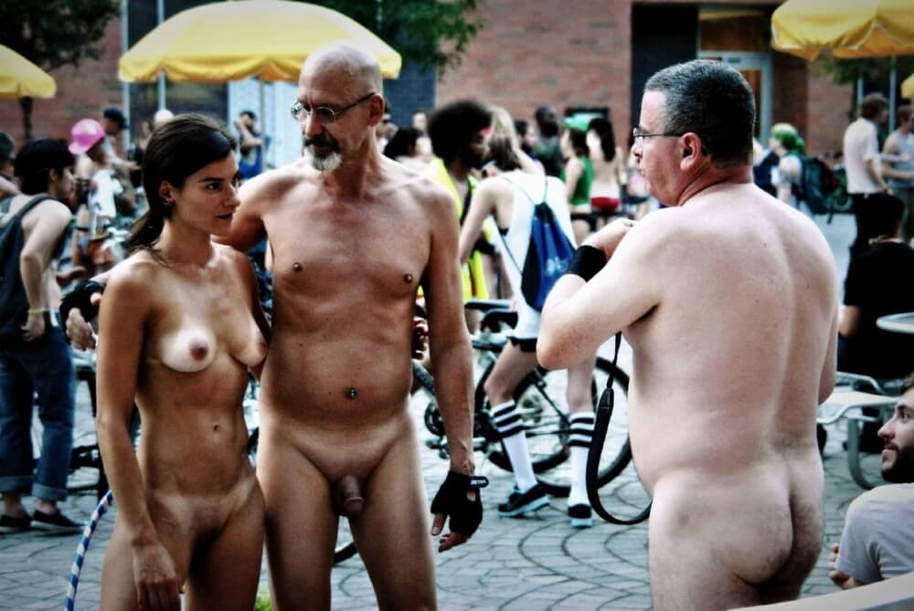 World Naked Bike Ride [WNBR] UK 2011 gallery - Living with joy and ease is part of the naturist lifestyle