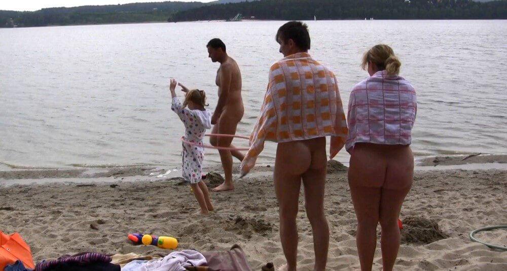 Naturist Sport Medley 1 Full HD video - There are many politicians among nudists