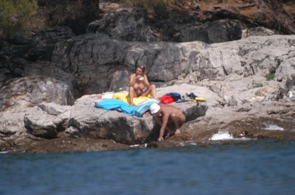 Croatian Rock-Front Coast pics - Nudism is a lifestyle in harmony with nature