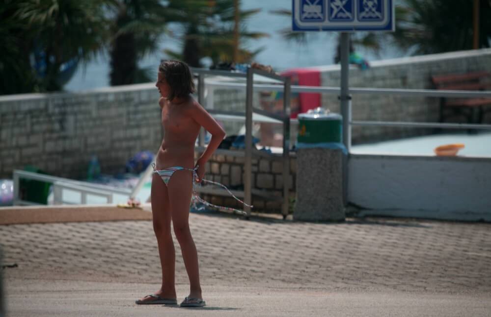 Naturist Pool Walkaround pics - Not being afraid of nudity is the path to inner freedom and harmony
