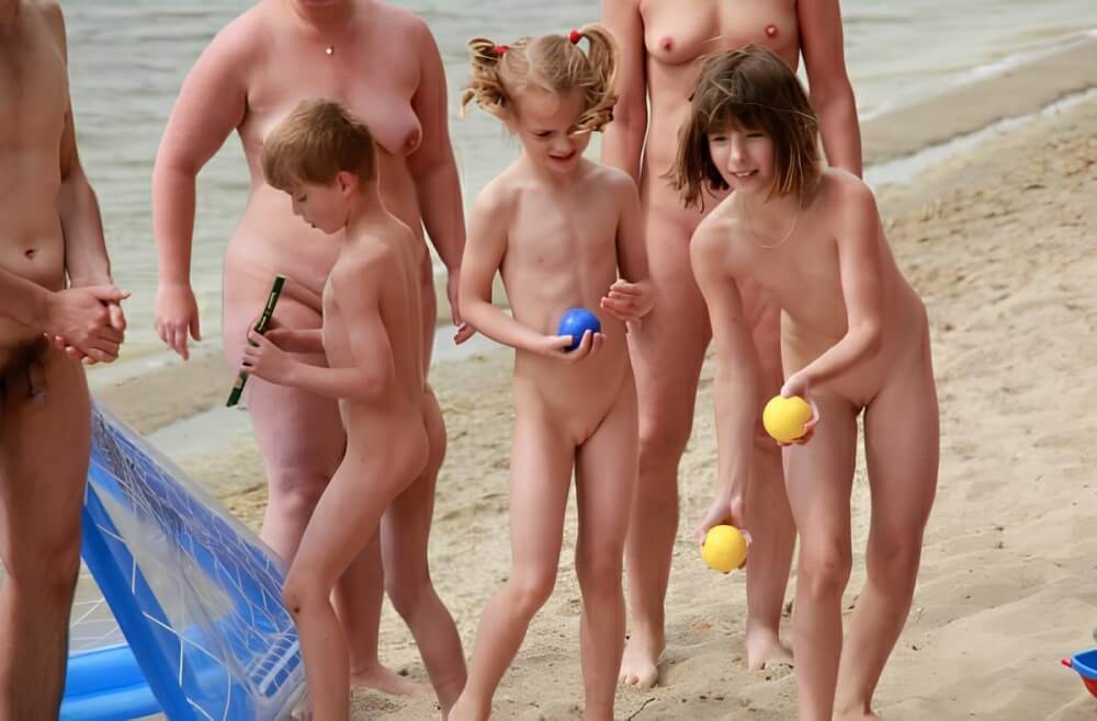 Lezero family games big gallery - Through naturism, people seek the opportunity to feel free and in harmony