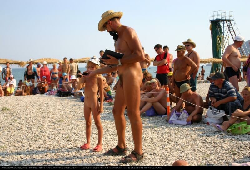 Naturist Pageant Line Up photos - Naturists love movement and activity