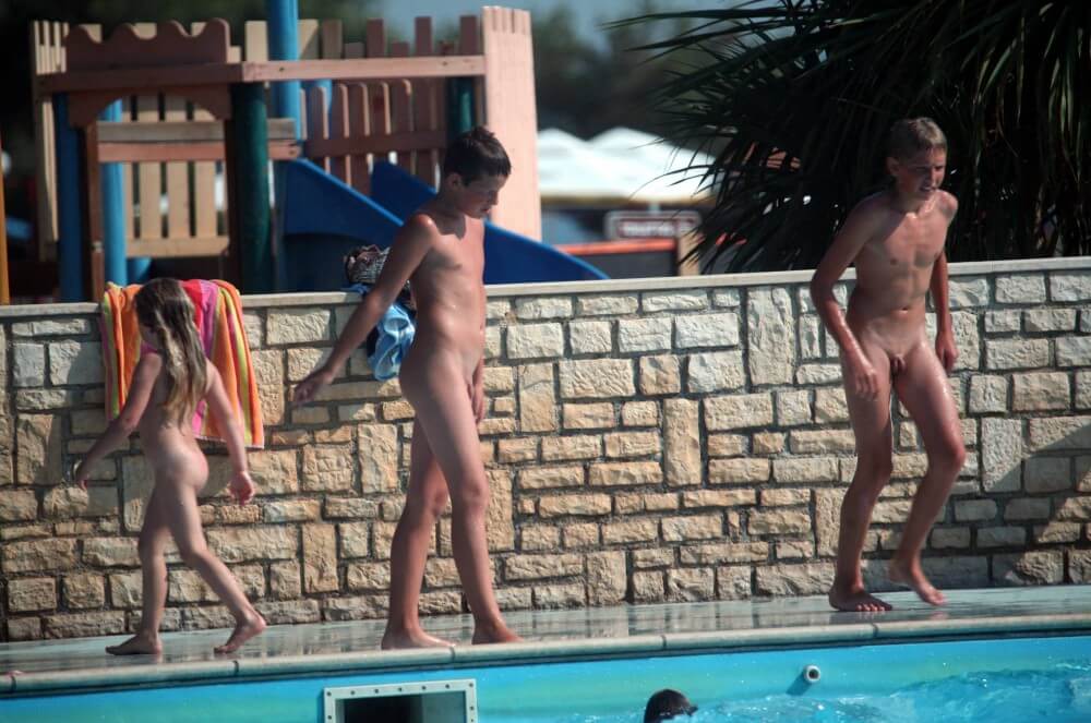 Naturist Pool Assortment photos - Many see bodily freedom as an important value