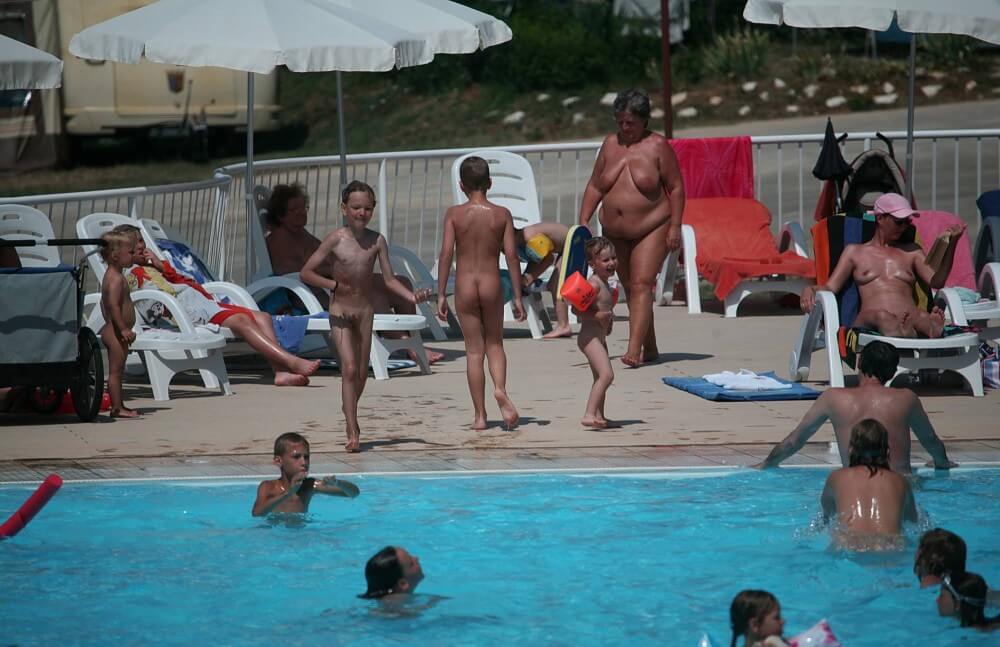 Naturist Afternoon Pool Games pics - Nature provides inspiration and energy for the lives of naturists