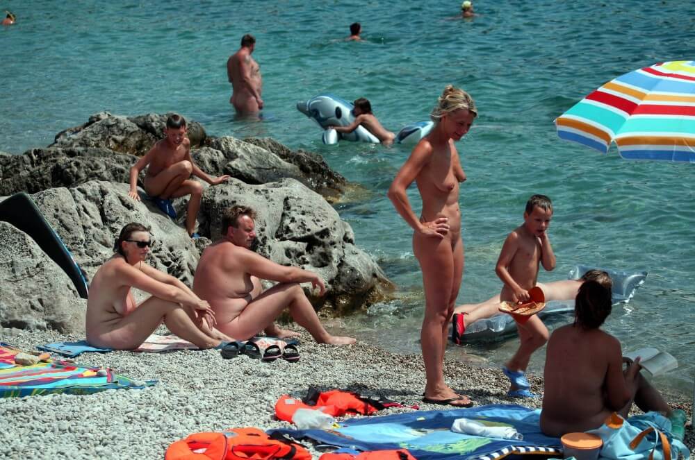 Rock Side Family Camping pics - Freedom from clothing is an integral part of naturism
