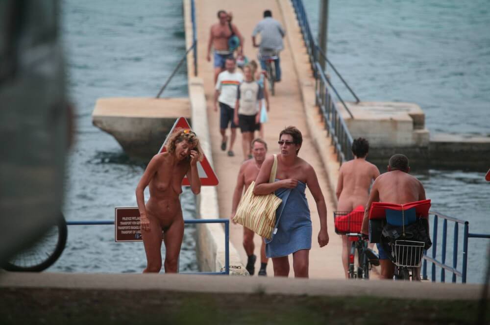 Crete FKK Bridge Crossing photos - Naturism promotes health of mind and body