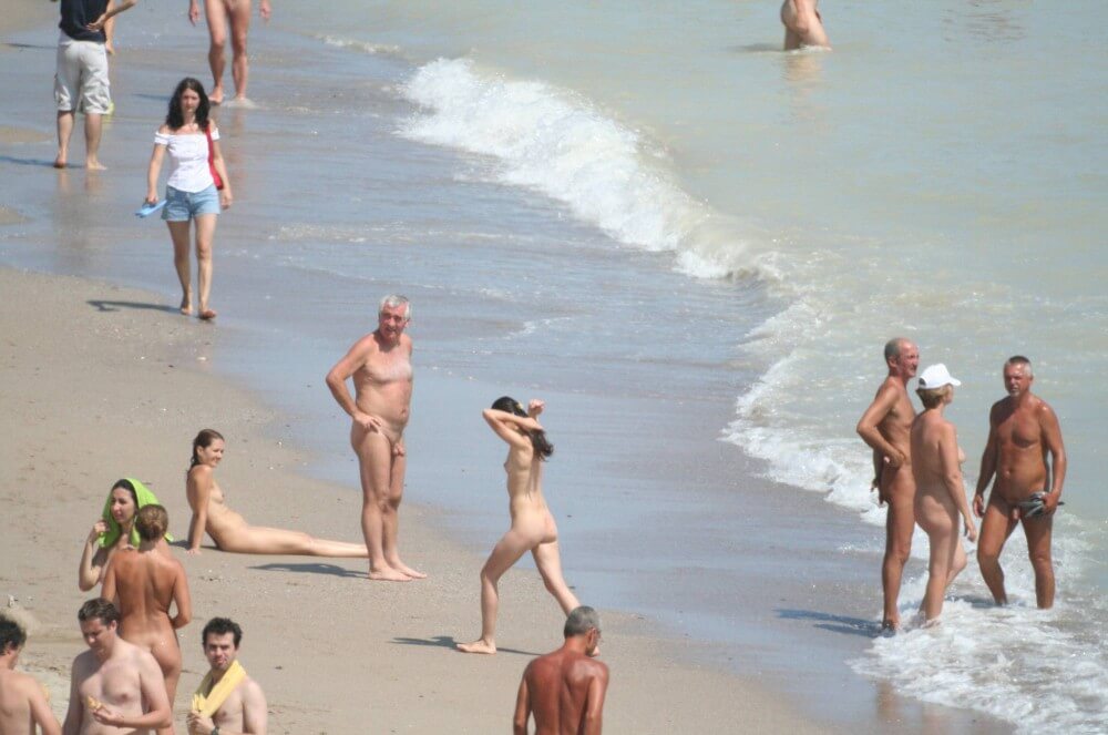 Costinesti Beach Groups pics - Nudism is based on naturalness and openness