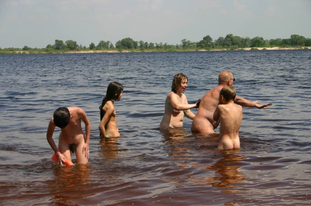 Kiev Water-Front Bathing pics - The Pursuit of Naturalness, Freedom, and Body Acceptance