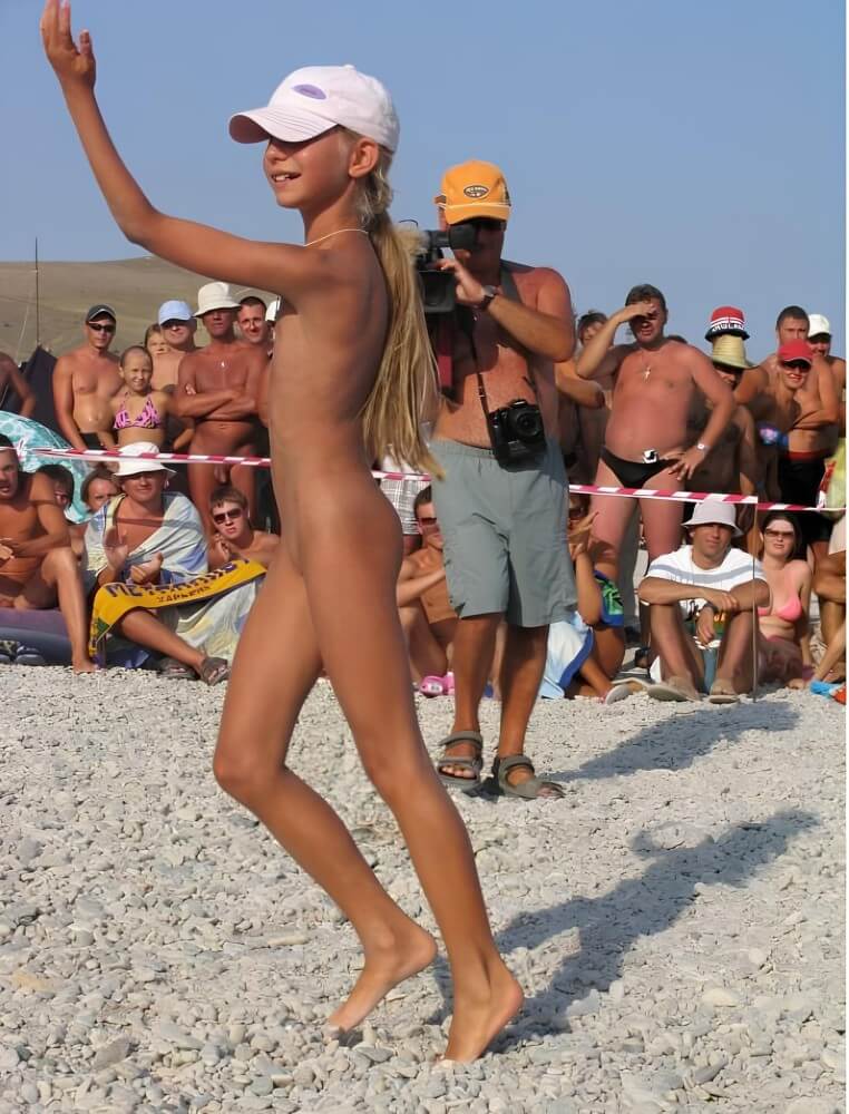 Holiday of the Neptune photos - Naturism teaches respect for the body—both your own and others