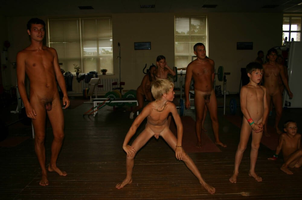 Family Gym Nudist Stretch pics - Nudism knows no boundaries