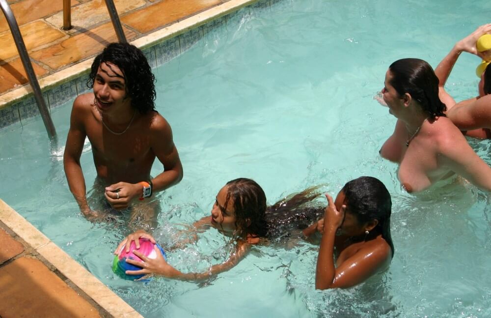 Brazilian Near Pool Profile pics - Nudism strengthens friendships and mutual respect among people