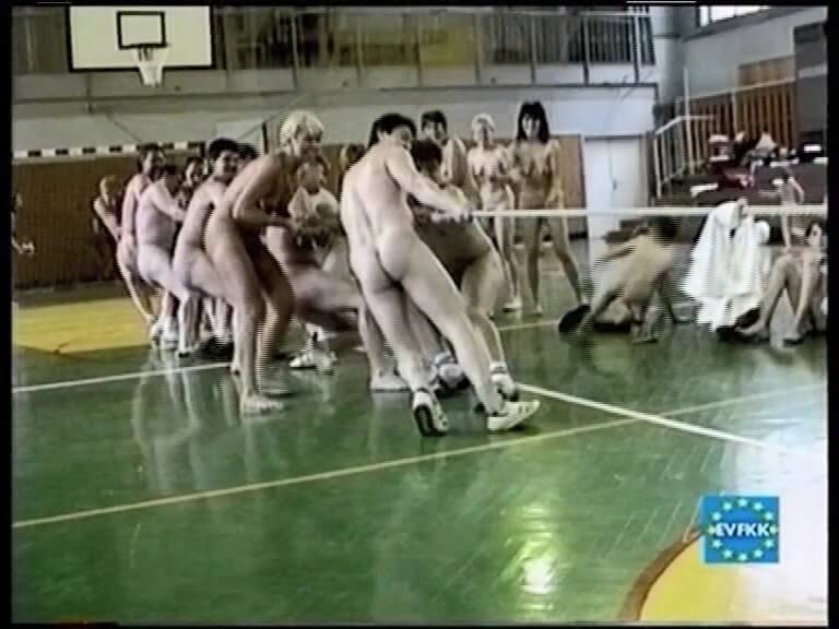 Helios Natura: Hip Hip Natura Eurovid FKK - Minimizing clothing or nudism